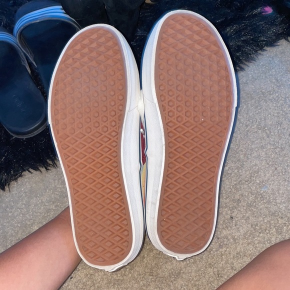 Maroon and rainbow vans low tops - Picture 3 of 3